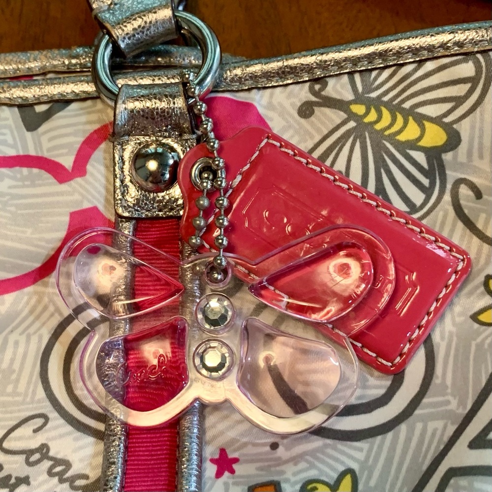 COACH Poppy Daisy Bandana Butterfly Graffiti Tote + Heart coin purse + Wristlet - Picture 2 of 14